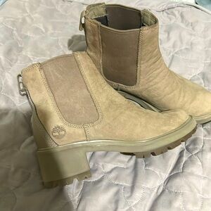 Timberland boots worn once they fit big